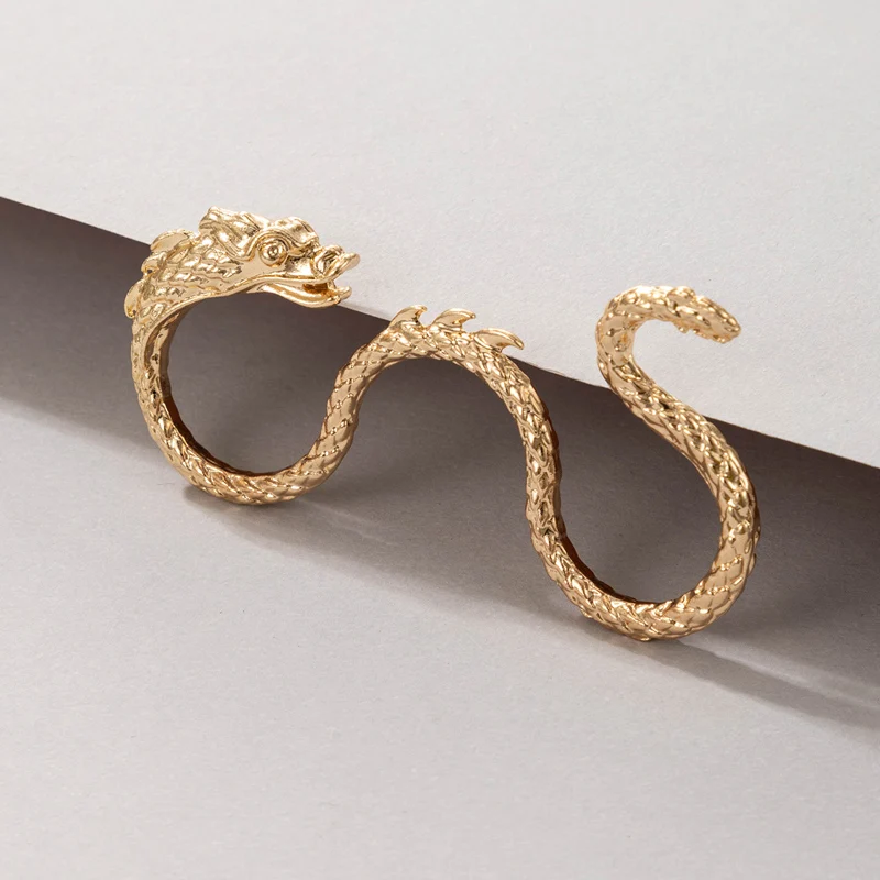 Кольцо женское из металлического сплава золотого цвета с подвеской в виде