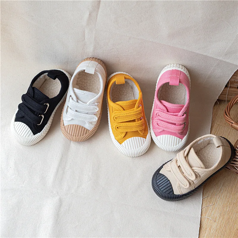 

Children's Cotton Shoes Plus Cashmere Canvas Shoes Hook and Loop Biscuit Shoes for Boys and Girls Winter New 0-6 Years Old shoes