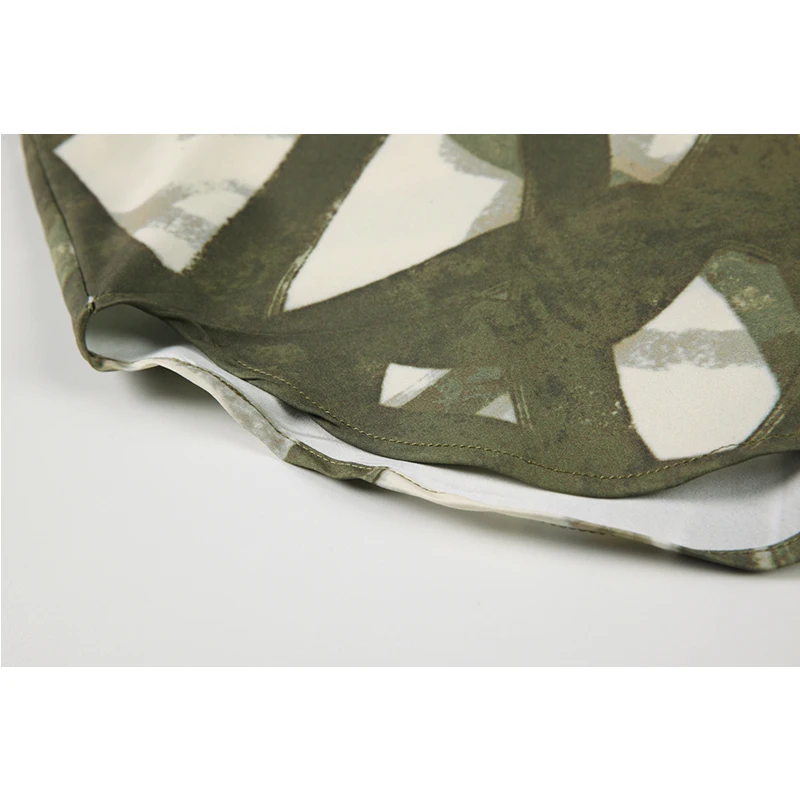 

2021 Summer New Green Pattern Print Blouse Women Casual Turn-down Collar Single Breasted Shirts Stylish Beach Long Sleeve Blusas