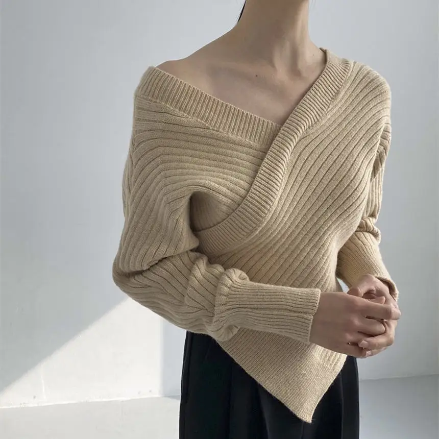 

Женский весенний вязаный свитер с V-образным вырезом, Дизайнерский Модный Асимметричный пуловер с открытыми плечами и длинным рукавом, нови...