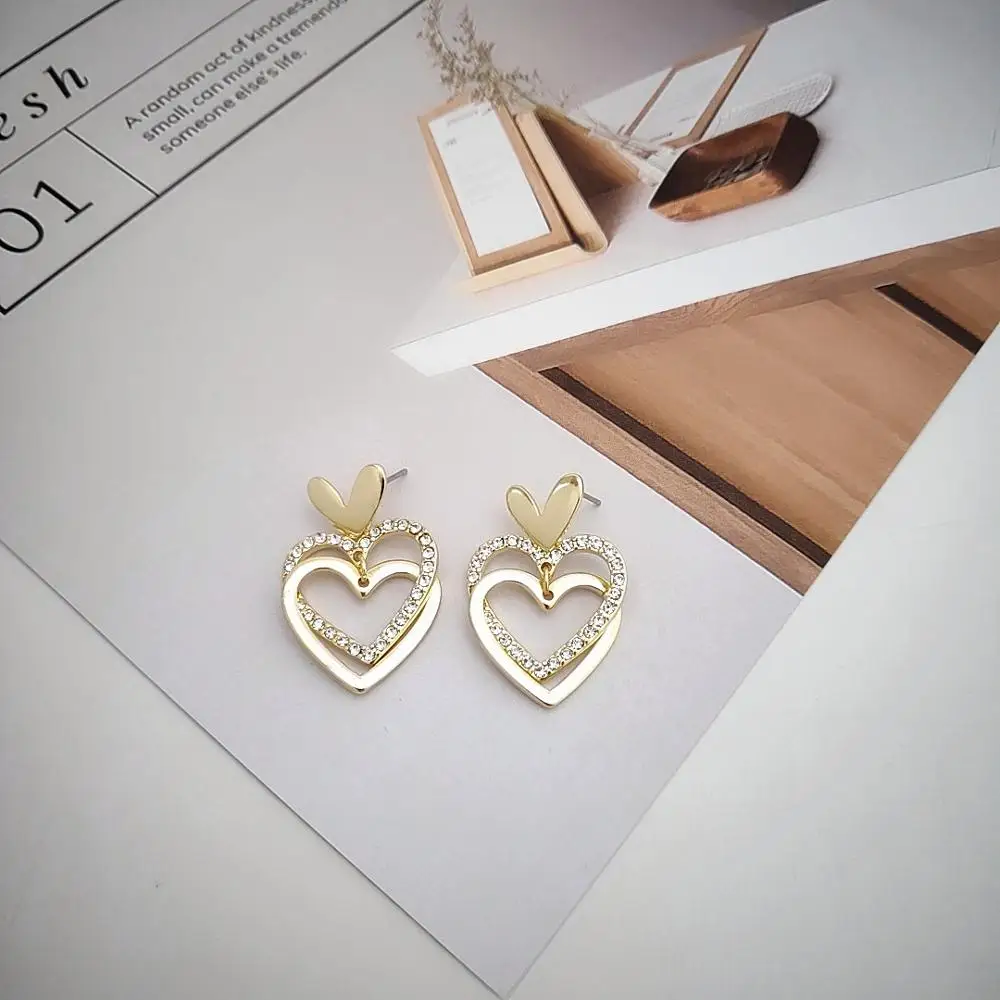 2020 Новые поступления золотые серьги Модные ювелирные изделия Свадебные вечерние