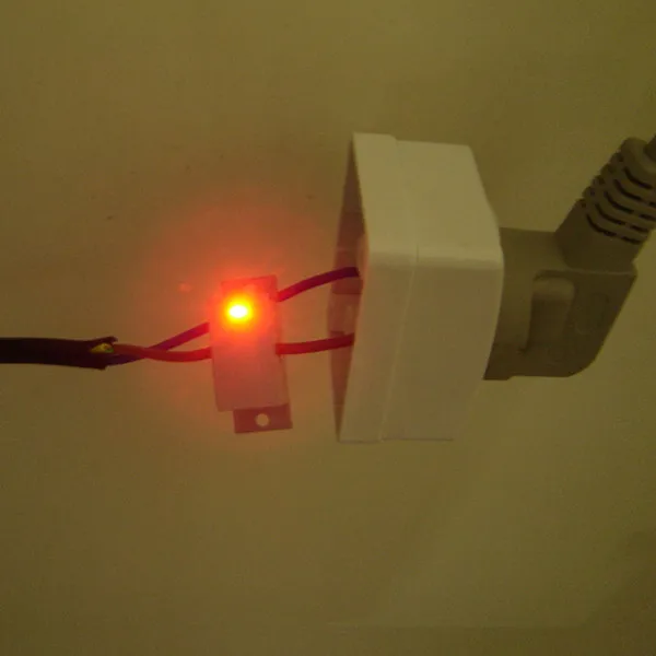 Светодиодный индикатор состояния работы компрессора кондиционера| |