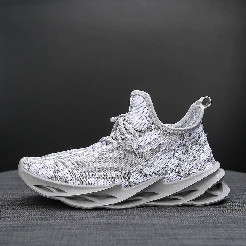 

Кроссовки женские легкие с вулканизированной подошвой, Повседневная летняя обувь, увеличивающая рост, белые, весна 2020