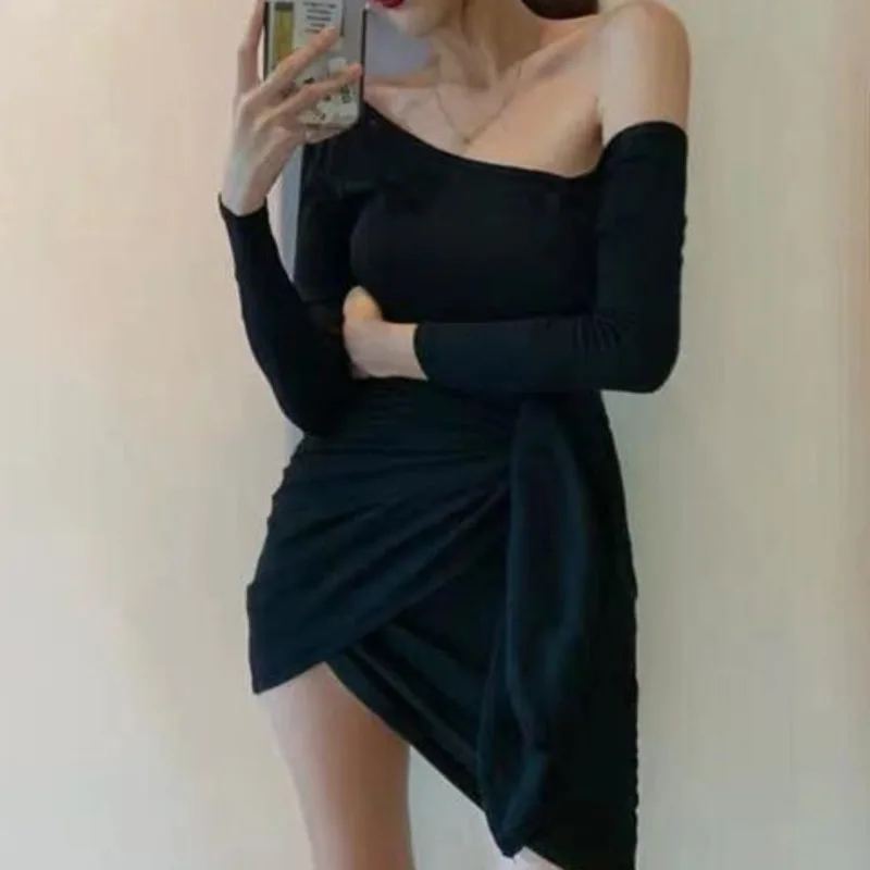

XUXI Women Sexy Autumn And Winter New Irregular A Shoulder Chest Slim High Waist Fashion Mini Skirt Sleeve E1049