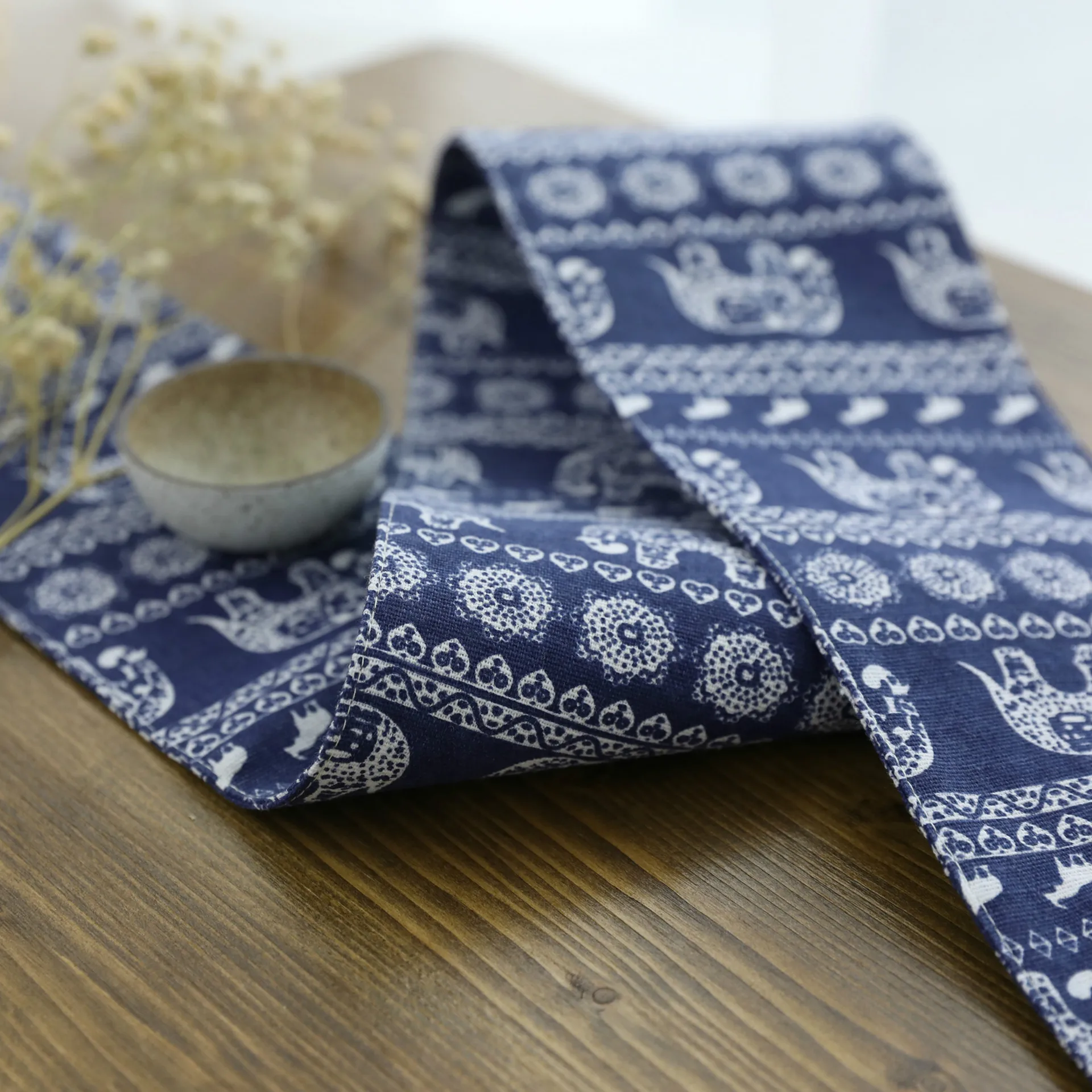 Настольная дорожка в национальном стиле с изображением слона высокое качество