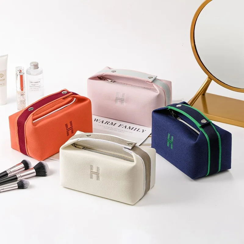 

Simple Waterproof Canvas Makeup Pouch Fashion 2021 New Cosmetic Bag Women Makeup Organizer Toiletry Travel Cosmetics Bag
