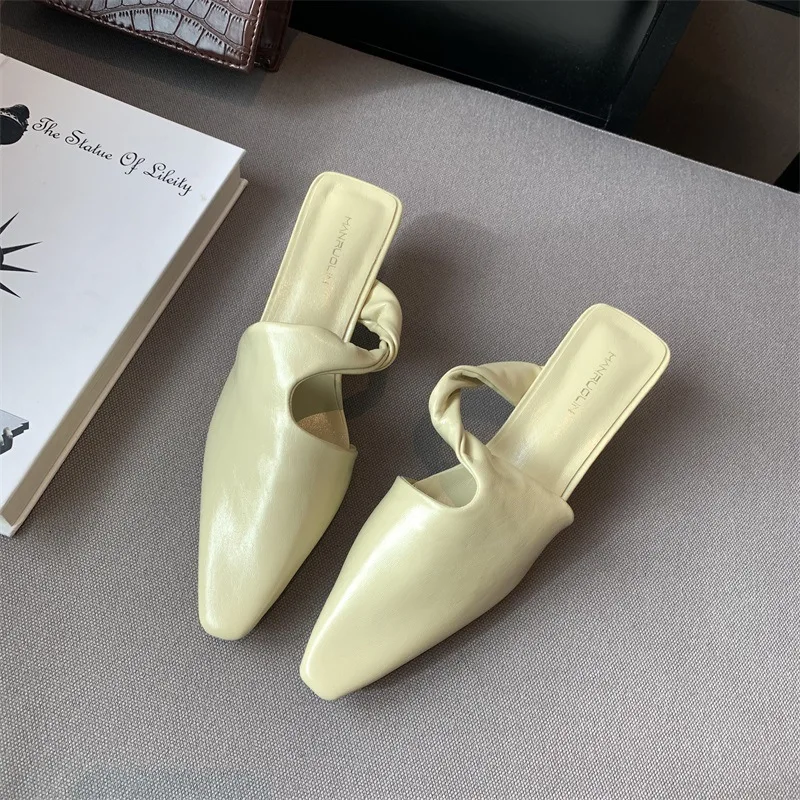 

2021 spring new fairy girl French soft leather low heel shoes women's head thin heel slippers