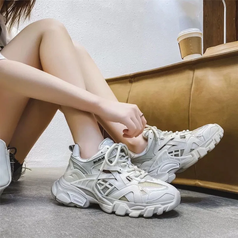 

2020 new Spring and Autumn sneakers Fashionable and breathable Daddy shoes white shoe