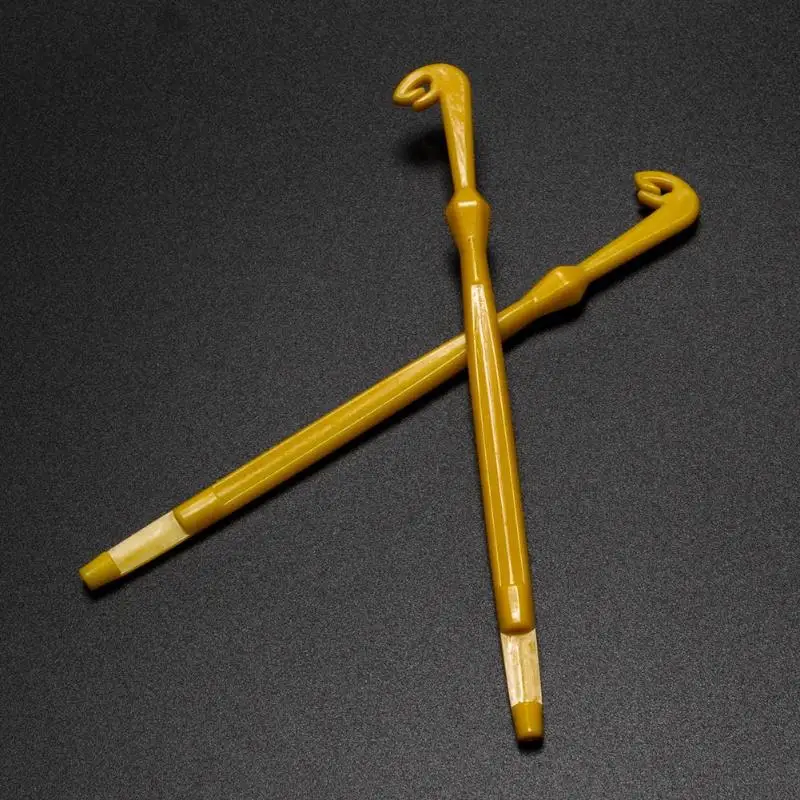 Цельнометаллический инструмент для завязывания рыболовных крючков устройство