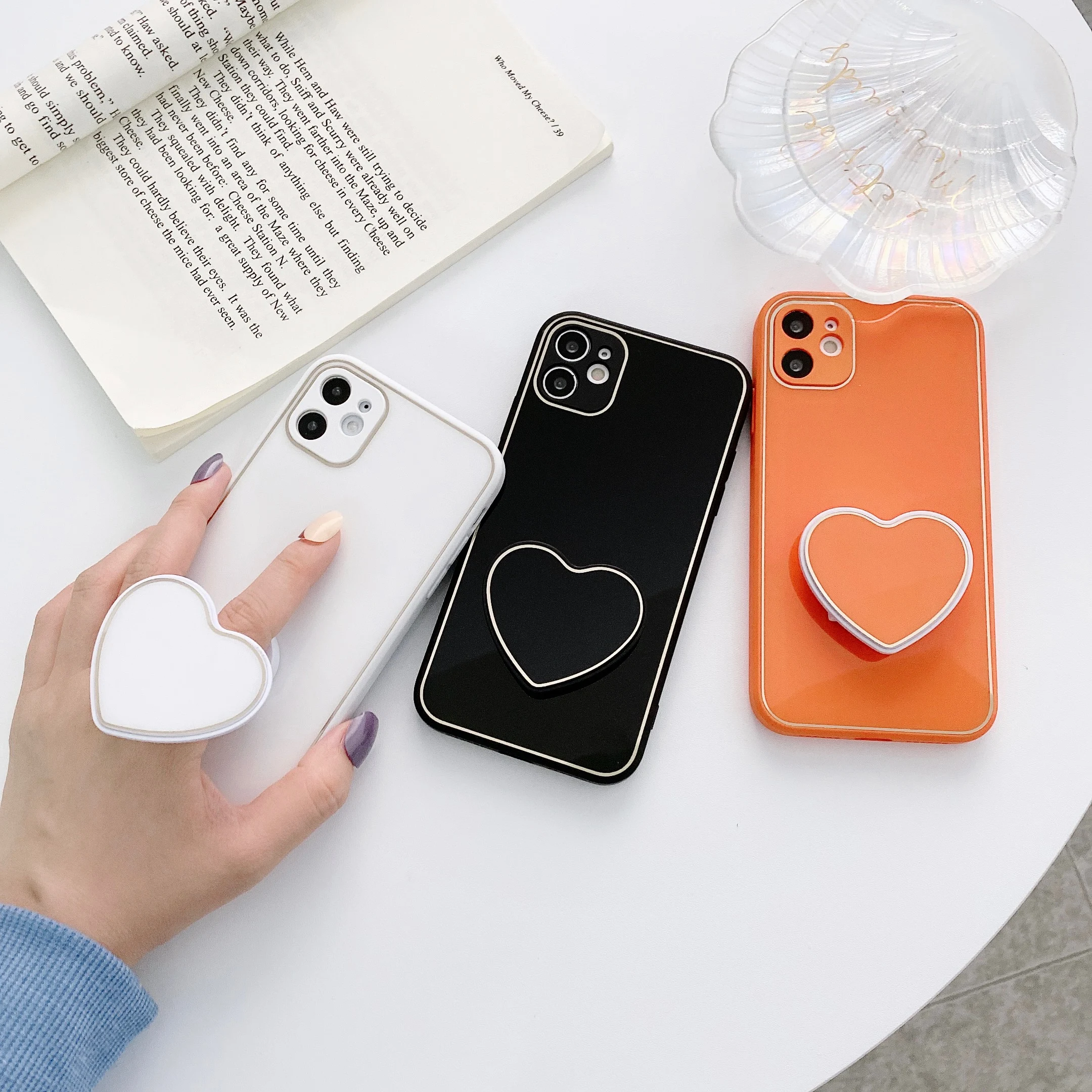 

For iPhone 12 Pro Max Case Luxury Holo Heart Holder Electroplated Silicone Cases for iPhone 11 8 Plus 7 XR XS X SE 2020 Cover