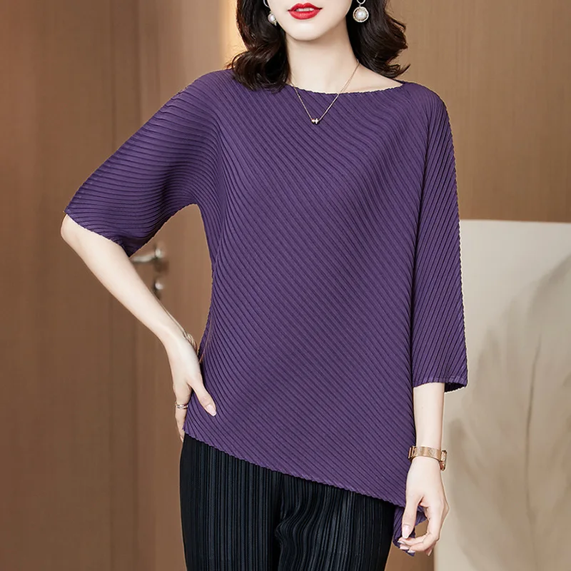 T-Shirts For Women 45-75kg 2022 Spring Summer Round Neck Solid Color Loose Irregular Stretch Miyake Pleated Clothing