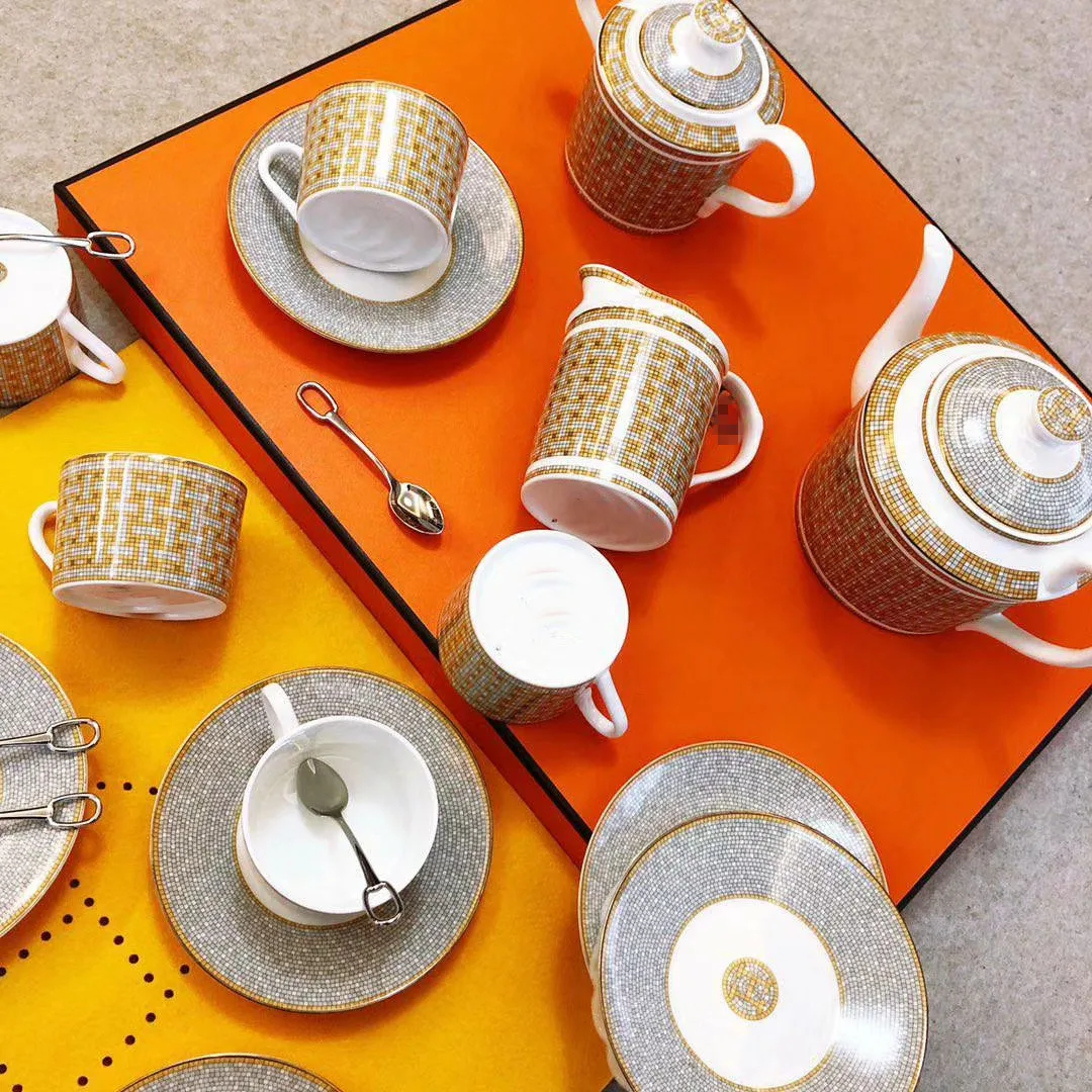 

24K 15 Pcs Afternoon Tea Coffee Cup Set Originality Bone China Gold Coffee Cup Gift Cup And Saucer coffee set