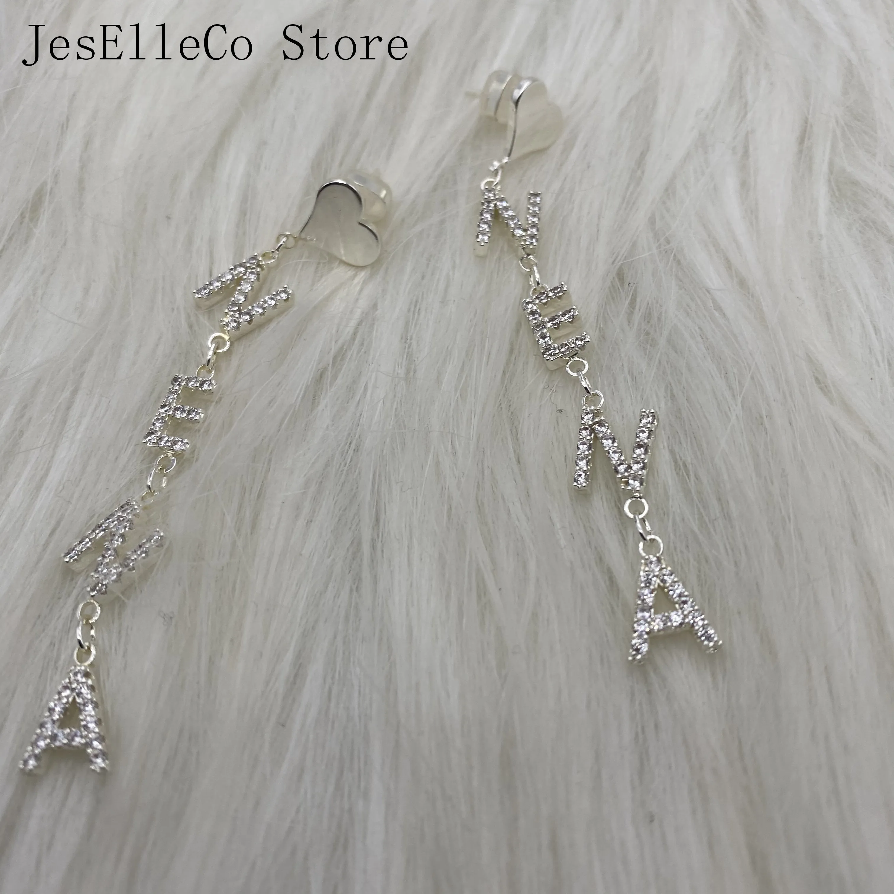 

Hip-hop Simple Wild Custom Creative Alphabet Earrings Fish Hook Gold Beads Ladies Popular Earrings