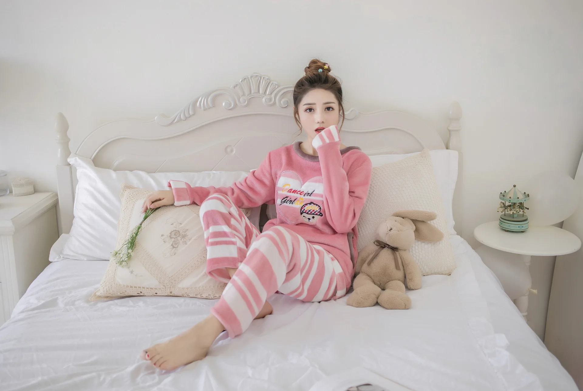 Пижамы для женщин Ночной халат круглый вырез зима стиль фланель зима фланелевые пижамы с длинным рукавом халат костюмы