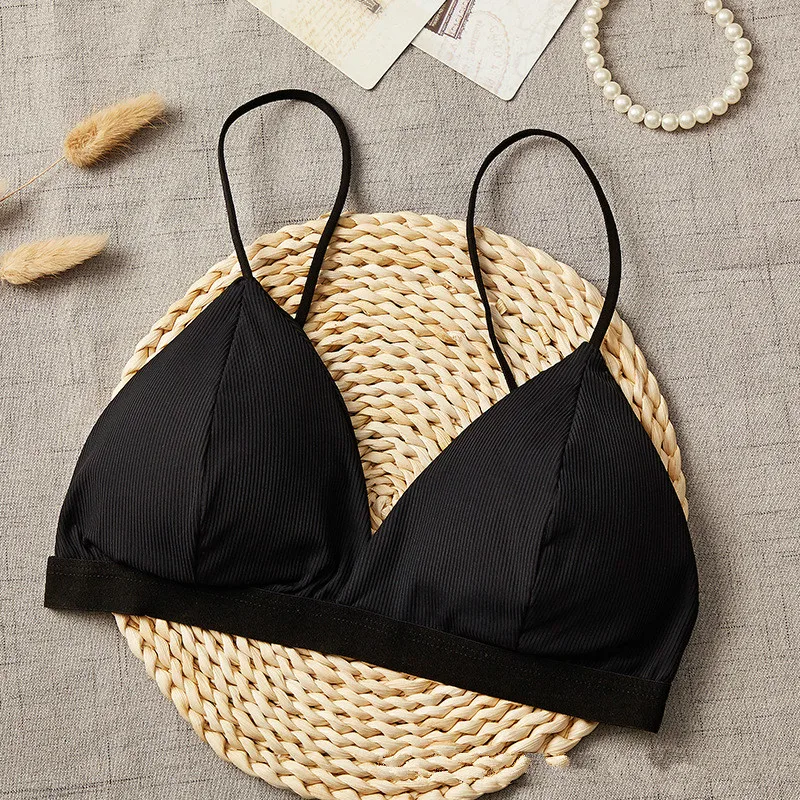 Бюстгальтер женский бесшовный с глубоким V образным вырезом и чашками пуш