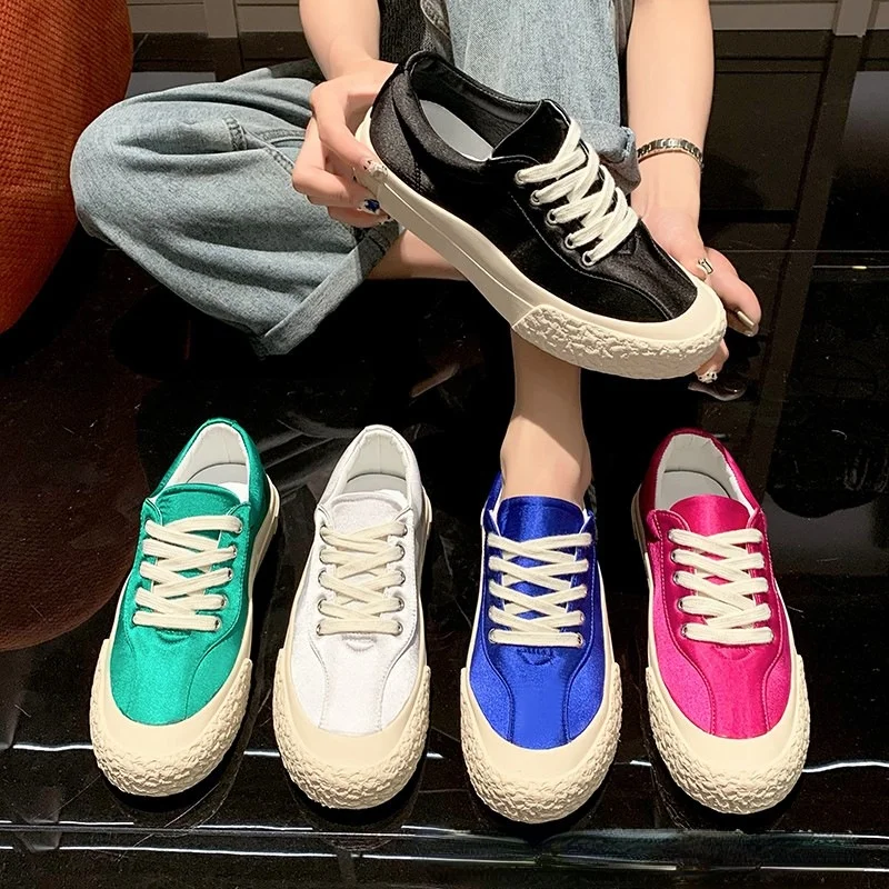 

Women Silk Shining Color Lace-up Shoes Ladies Sport Sneakers Platform Light Breathable Fashion Casual Retro Zapatos Mujer 2021