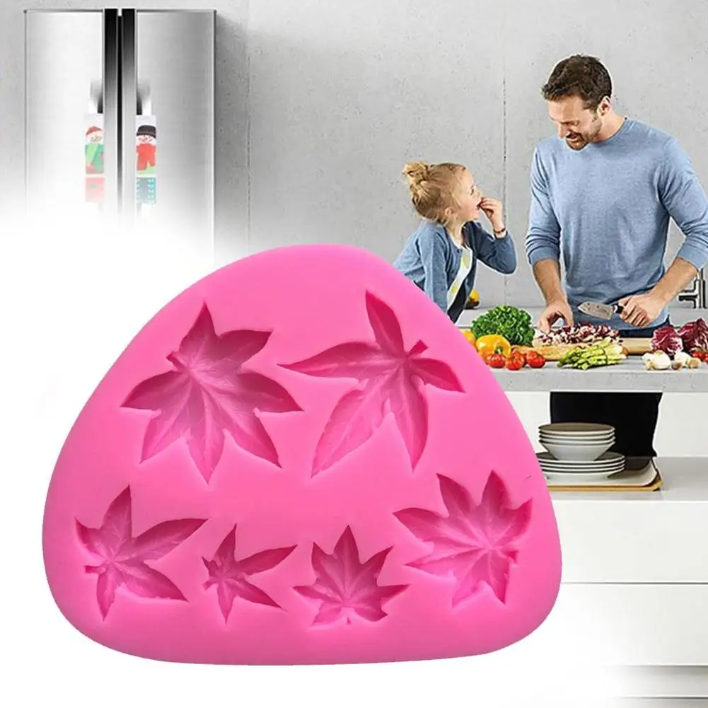 

Maple leaves silica gel mold chocolate turn sugar baking cake mold gypsum DIY decorative ornaments