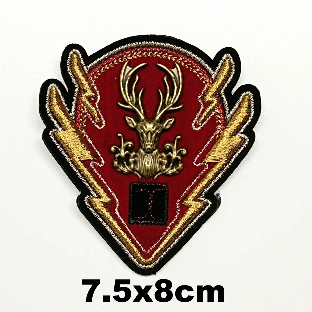 

embroidery metal crown deer embroideried patches for bag badges applique clothing DE-3199
