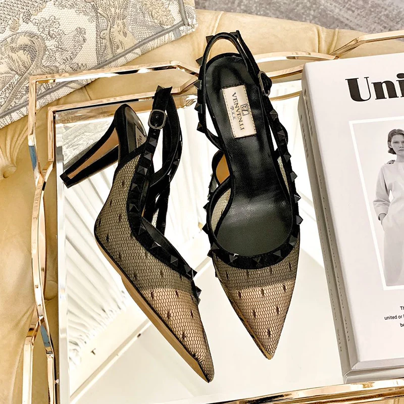 VVL/Новинка Летняя обувь на высоком каблуке в французском стиле Обувь заостренная