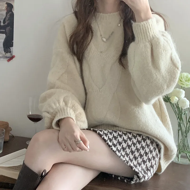 

Female Knitting Sweater Hot Sale O-Neck Lantern Sleeve Thick Warm Women Loose Korean Elegant Fashion Winter Pullover Sweater