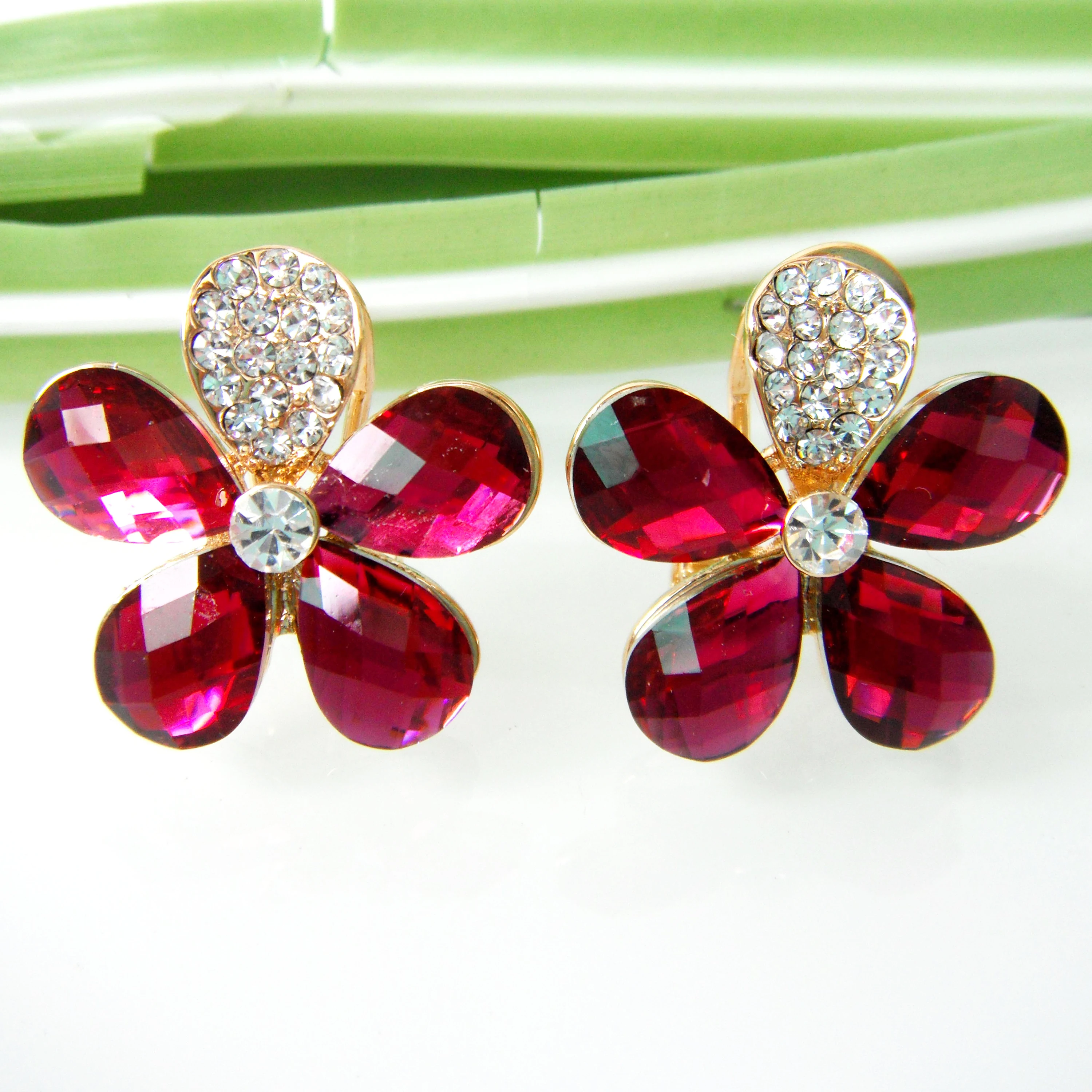 Серьги-гвоздики Navachi SMT2485 с фианитами и кристаллами | Украшения аксессуары