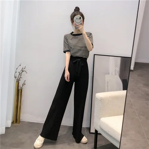 

Woman's Loose 2019 Casual 2 Pcs Set Fashion Bow Brief Suit Women Striped Korean High Waist Knit Two Piece Set