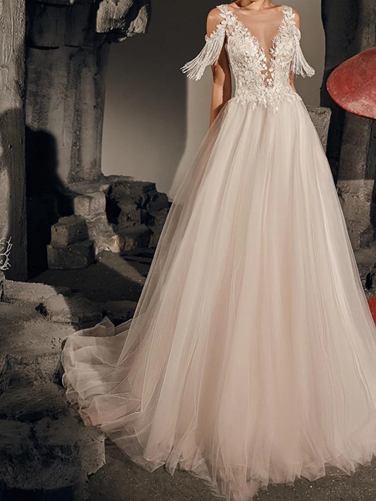

YILIBER Lace wedding dress luxury retro sleeveless bridal dresses 3d flower sequins tassel buttons lace tailing