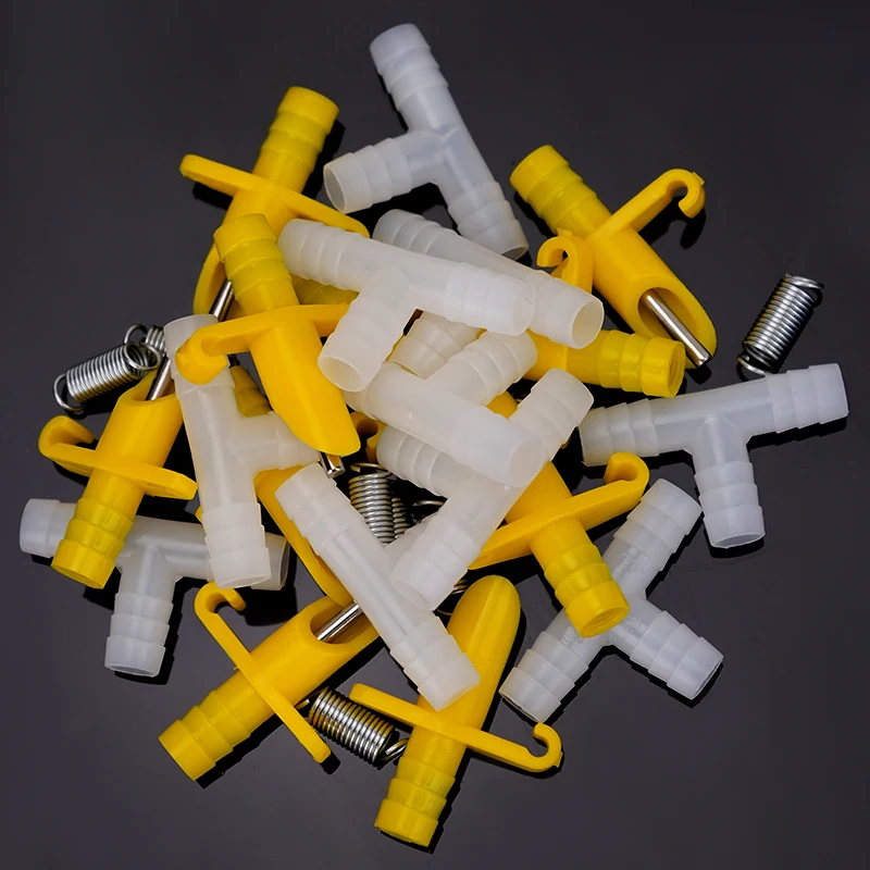 

100 Sets Rabbit Water Nipple Drinking Abs Material Spring Three - Way Pipe Animal Drinking Fountains Farm Animal Supplies Yellow