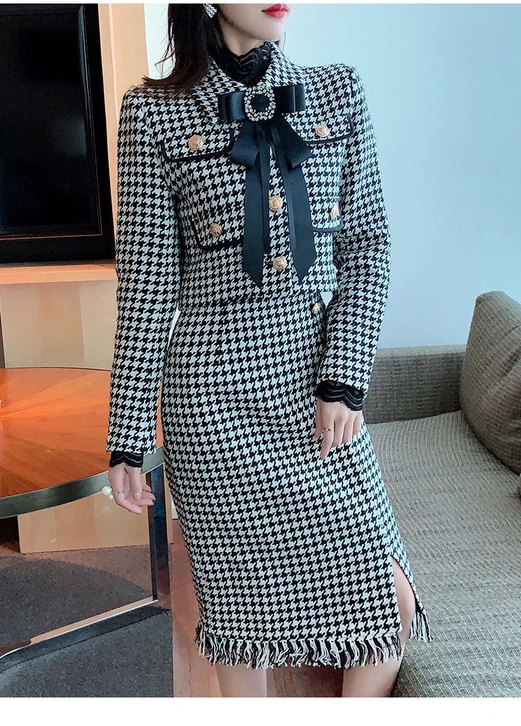 

Autumn Winter Wool Suits Women 2 Piece Set Beading Big Bowknot Tweed Short Jacket Coat + High Waist Mini Pocket Skirt Set