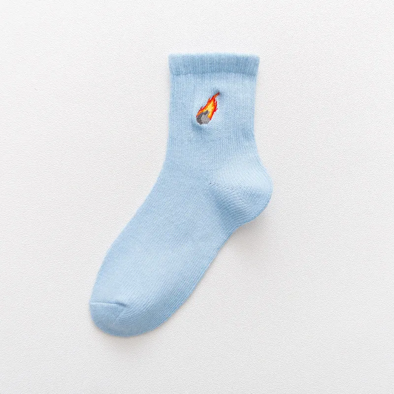 Light Blue Новинка; сезон осень-зима; женские носки с вышитыми героями мультфильмов; планета космонавты и ракеты; космические, литературные, студенческие, модные носки для влюбленных - Цвет: Light Blue