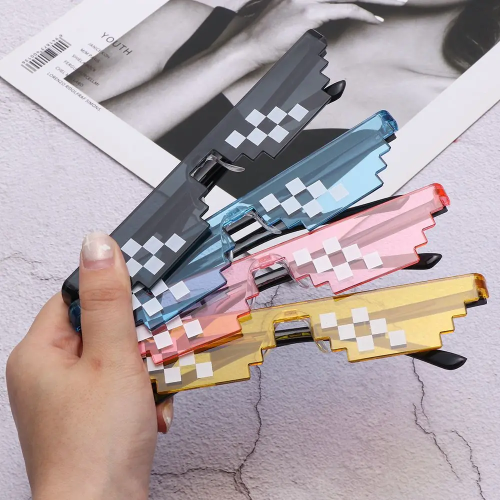 

Retro Gift Men & Women Birthday/Party Thug Life Sunglasses Favors Gamer Robot Sunglasses Pixel Mosaic Sunglasses