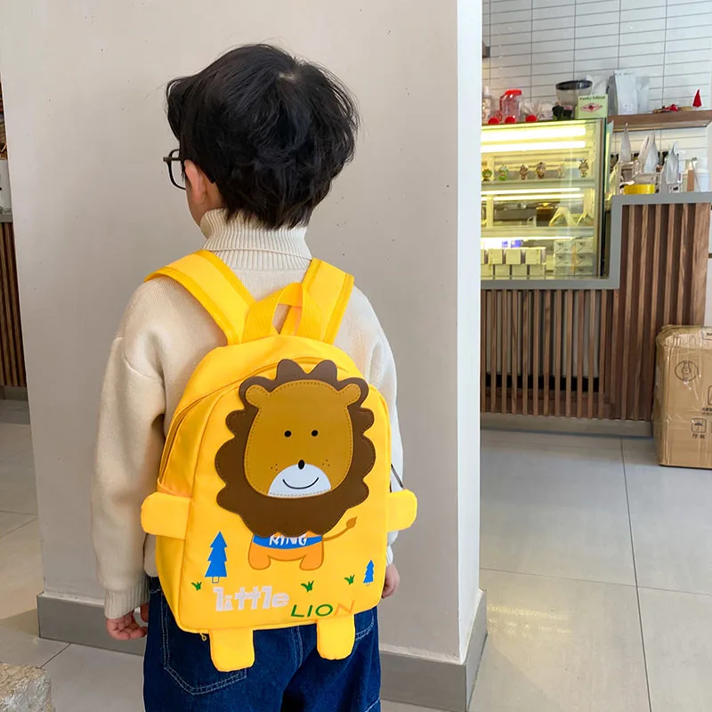 Children's kindergarten 3-13 years old small school bag baby men and women backpack mini cartoon nylon backpack lion pattern
