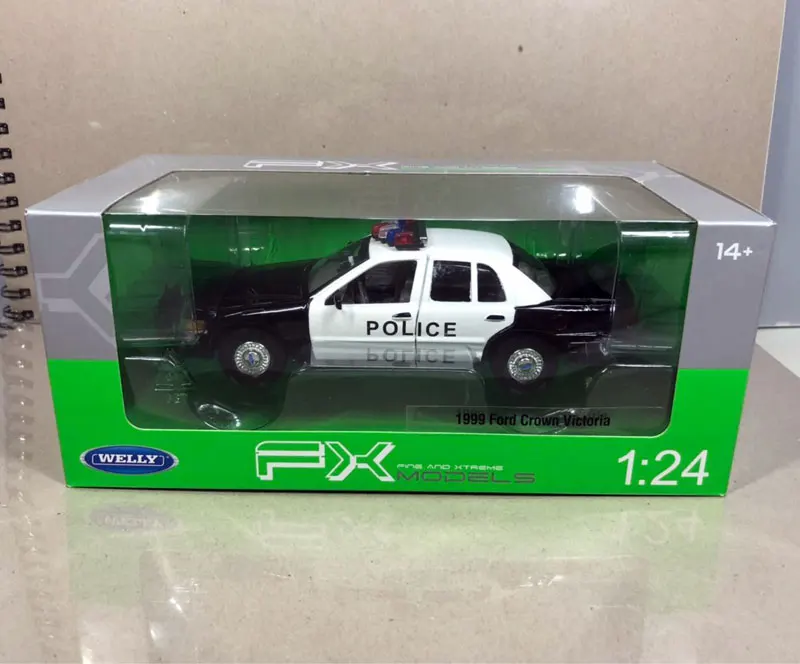 Черный WELLY 1/24 масштабная модель автомобиля игрушки полиция Ver. 1999 Ford Crown Victoria автомобиль из литого металла модель игрушки для подарка/коллекции/детей - Цвет: Черный