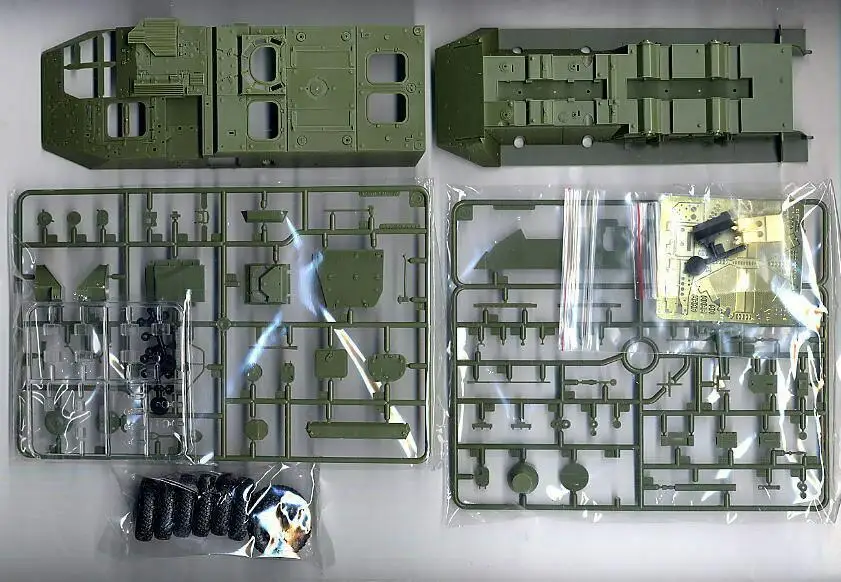 AFV Club AF35130 M1130 Stryker TACP/CV Тактический воздушный контроль вечерние транспортные