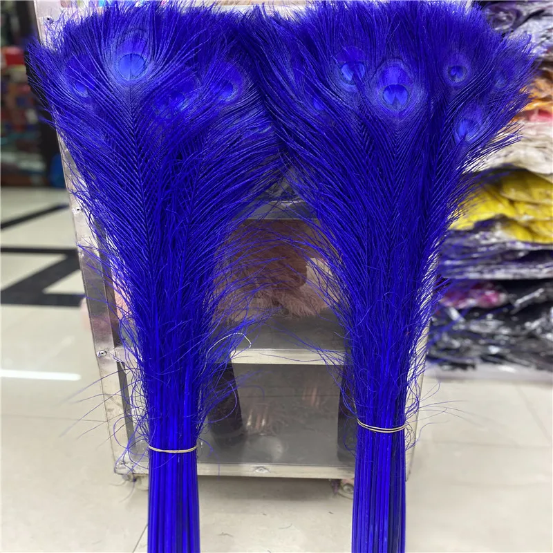 

50pcs/lot Royal Blue Peacock Feathers for Crafts 70-80cm Feather Craft Celebration Party Christmas Jewelry DIY Decoration Plumes