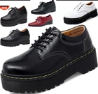 Женские туфли-лодочки в готическом стиле, на высоком массивном каблуке и платформе