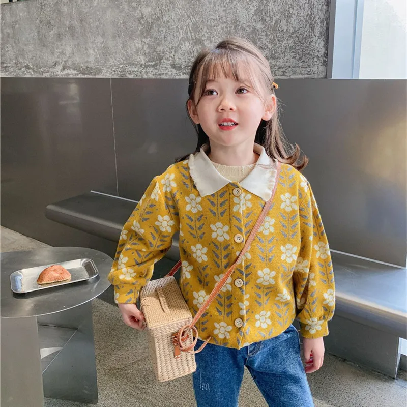

Spring autumn little princess sweet flowers trun-down collar sweater girls fashion soft loose knitted sweaters Cardigans