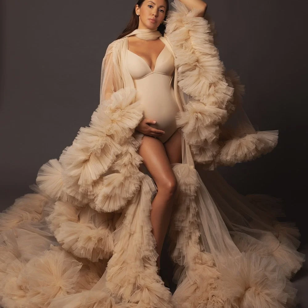 

Luxury Ruffles Pregnant Women's Prom Dresses Maternity Long Robes for Photo Shoot or baby shower Plus Size Robe