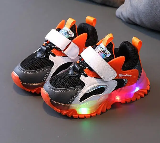 

Кроссовки Детские со светодиодной подсветкой, мягкие Нескользящие, для начинающих ходить мальчиков и девочек, размеры 21-30