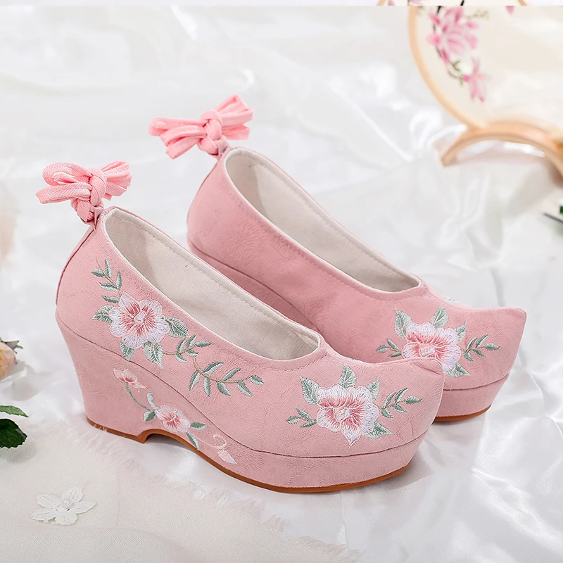 Новинка 2020 года Обувь ханбок с вышивкой в Корейском стиле Hanfu на высоком каблуке