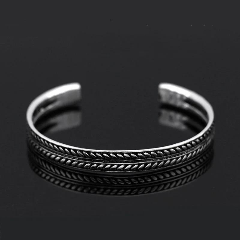 

Hot Selling The Copper Plating Ancient Silver Color Vintage Decorative Leaves Pattern Open Bracelet Bangle For Women Men