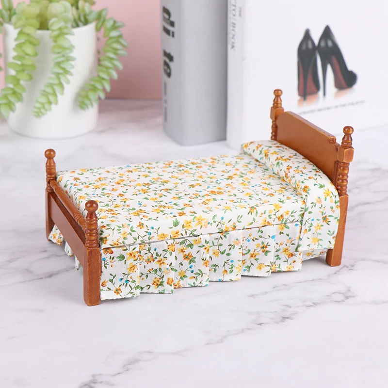 

1:12 Dollhouse Miniature Bed Dollhouse Bedroom Furniture Kids Pretend Play Toys For Dollhouse Decoration New