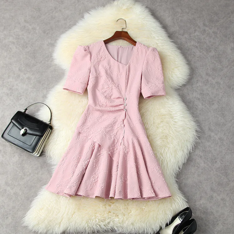 

European and American women's wear for summer 2021 Short sleeve jacquard with bubble sleeves Fashion pleated dress