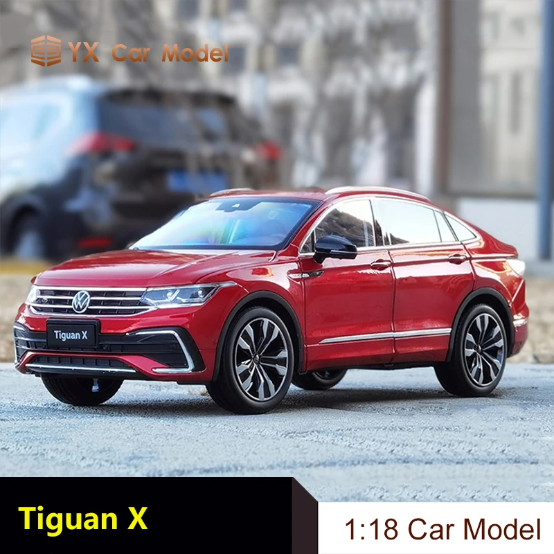 

Модель автомобиля Volkswagen Tiguan X, модель внедорожника из сплава, 2021 1:18