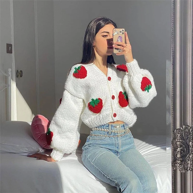 

Weird Girl Japanese Lazy Style Three-Dimensional Strawberry Crocheted Coat Retro Gentle All-Matching Knitted Sweater Cardigan