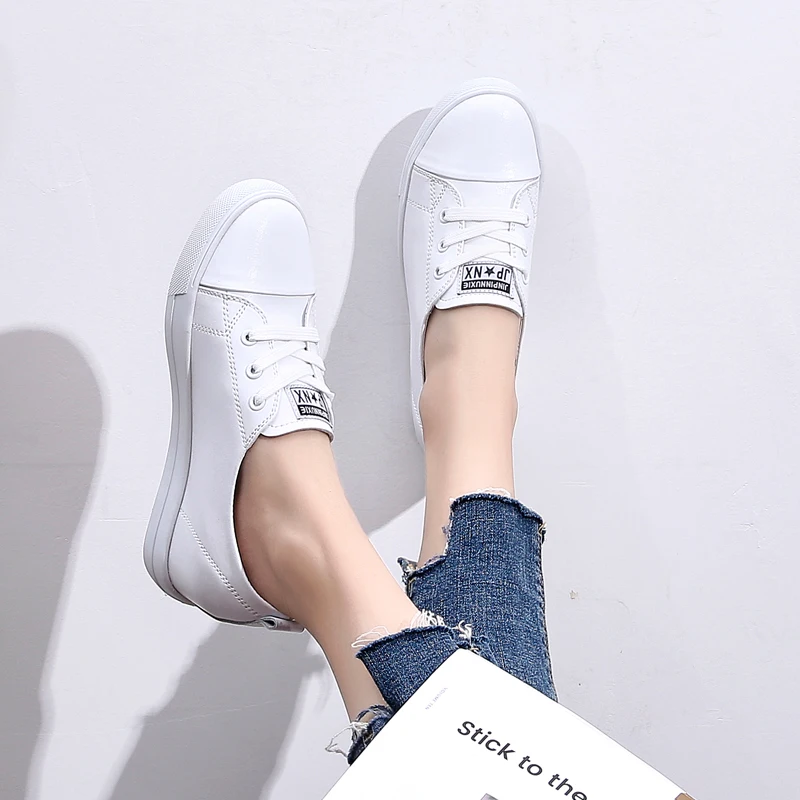 Женская повседневная обувь на плоской подошве модные кроссовки из натуральной