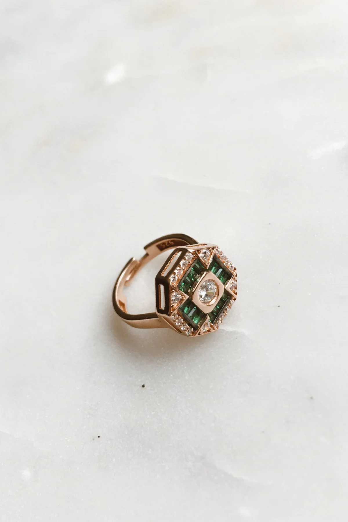

Rose plated emerald green 925 sterling silver female ring ring