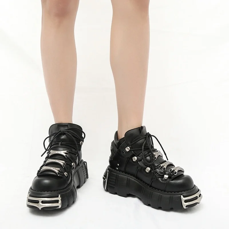 same style 2021 autumn new British Style Lace Up Shoes metal shoes punk thick soled shoes women's shoes