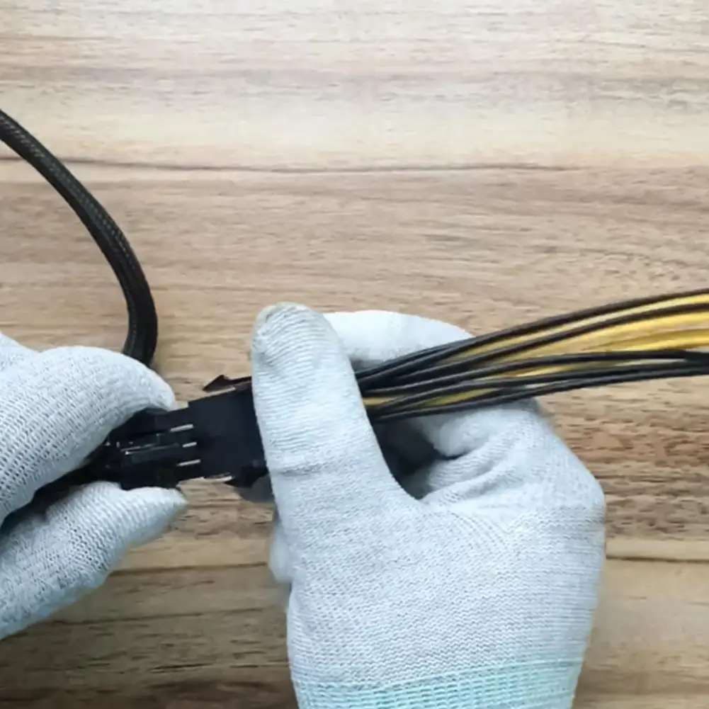 Разъем и воспроизведение PCI-E 6-контактный До 2x 8-контактный GPU графическая карта