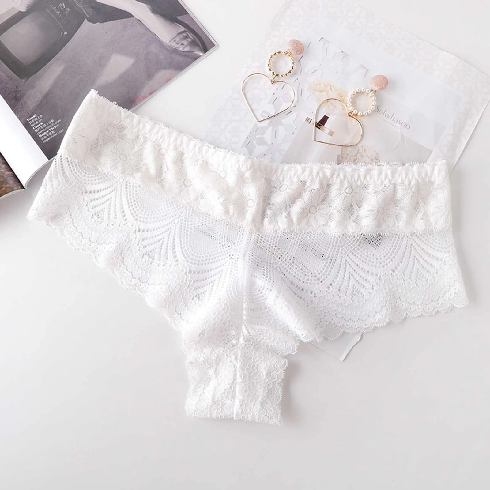 

Women's Lingerie Sexy Lace Panties Seamless Underwear Soft Comfortable Smooth Underpants Breathable Elastic Briefs Hollow Bragas